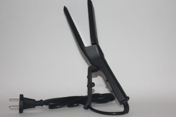 Remington Ceramic Hair Straightener 111A - Image 6
