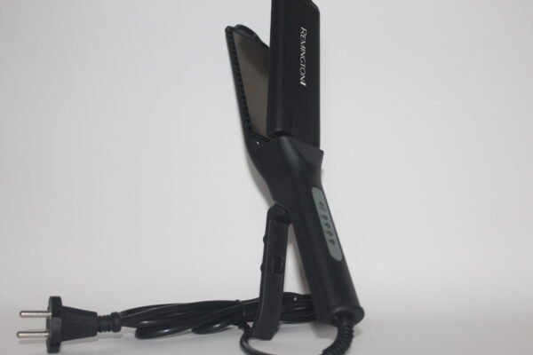 Remington Ceramic Hair Straightener 111A - Image 2