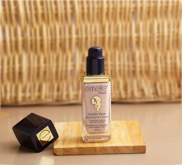 DOUBLE WEAR MAXIMUM COVER FOUNDATION – EMELIE PARIS - Image 2